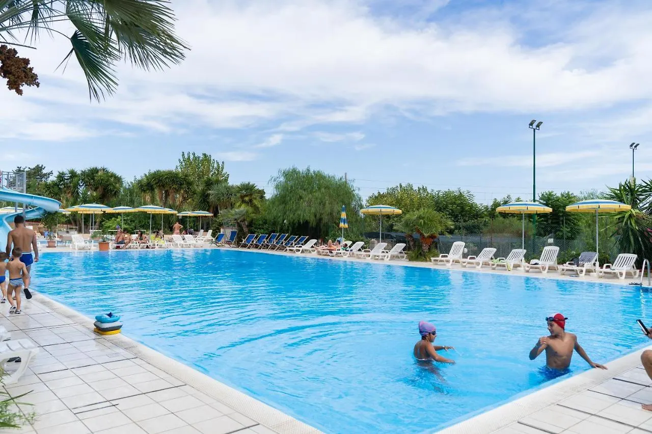 Üdülőpark Camping Villaggio Calanovella Piraino